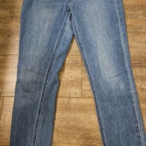 Old Navy Women's Skinny Jeans in Light Blue